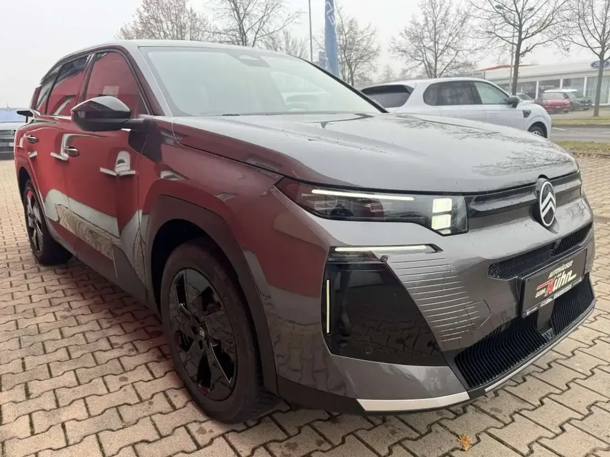 Neu Citroën C5 Aircross 136 PS (100 kW) 2026 Grau SUV