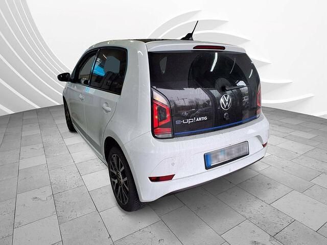 Gebraucht VW e-up! Style 61 kW (83 PS) 2021 Weiß (pure white deep black perleffekt) Kleinwagen