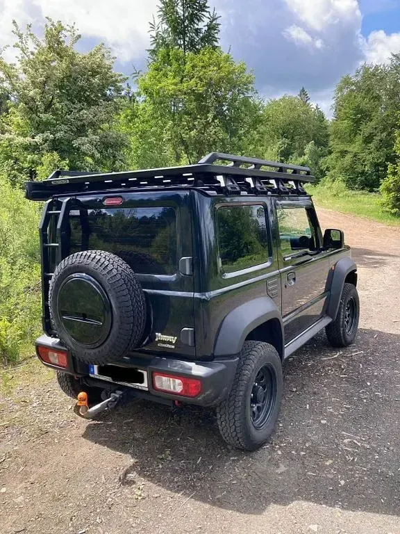Gebraucht Suzuki Jimny 102 PS (75 kW) 2022 Schwarz SUV