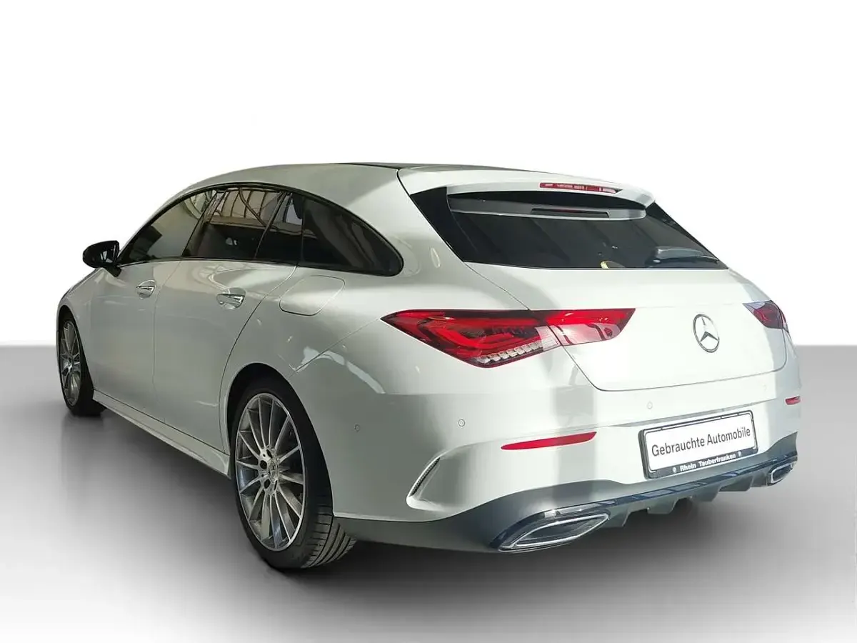 Gebraucht Mercedes CLA200 AMG line 163 PS (119 kW) 2023 Weiss Limousine