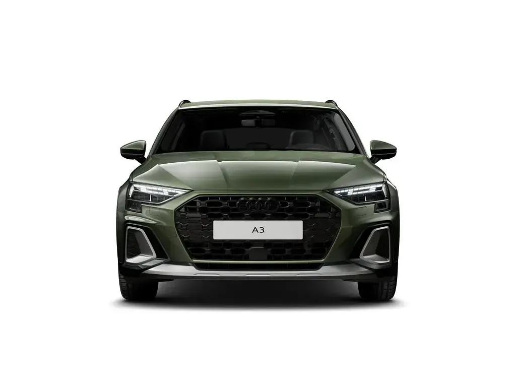 Gebraucht Audi A3 Ambiente 150 PS (110 kW) 2025 Distriktgrün metallic Kombi