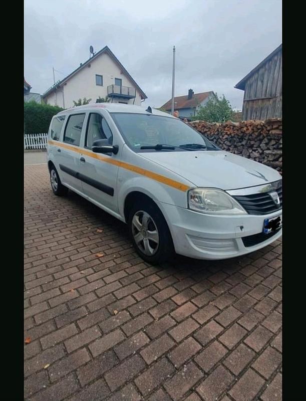 Weiß Gebraucht 2009 Dacia Logan Limousine | 1.500 € (Fairer Preis) - Bild 1/4
