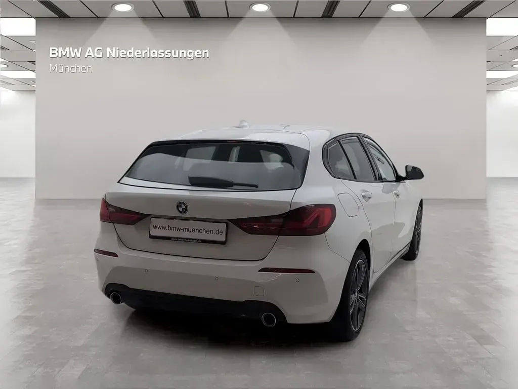 Gebraucht BMW 120 Performance 178 PS (130 kW) 2024 Weiß Kleinwagen