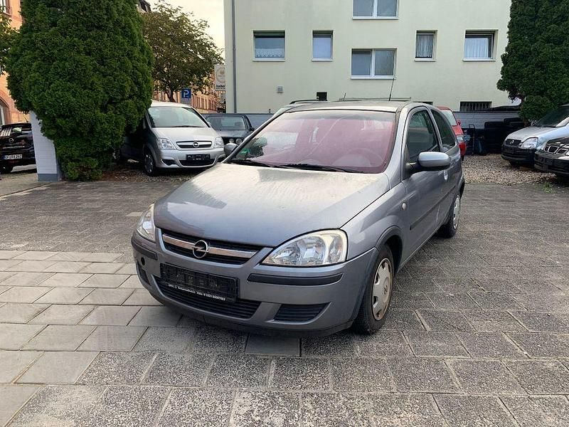 Grau Gebraucht 2004 Opel Corsa Limousine | 950 € (Guter Preis) - Bild 1/4