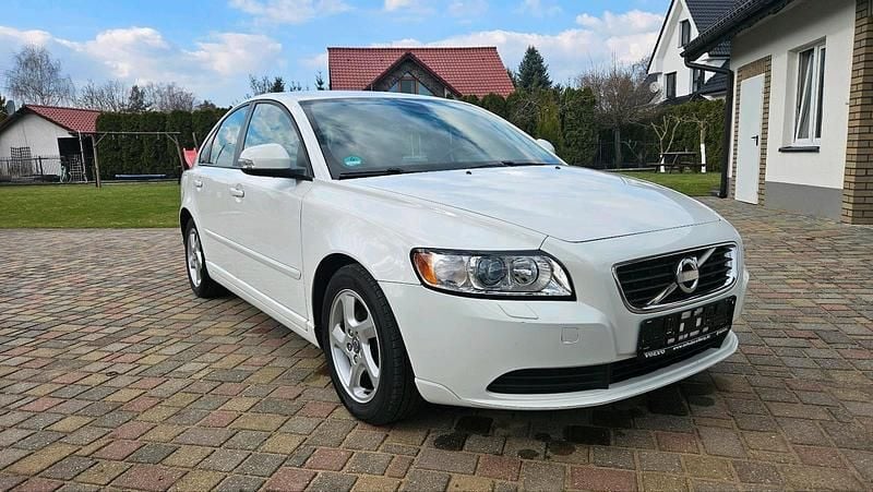 Gebraucht Volvo S40 106 PS (77 kW) 2010 Limousine