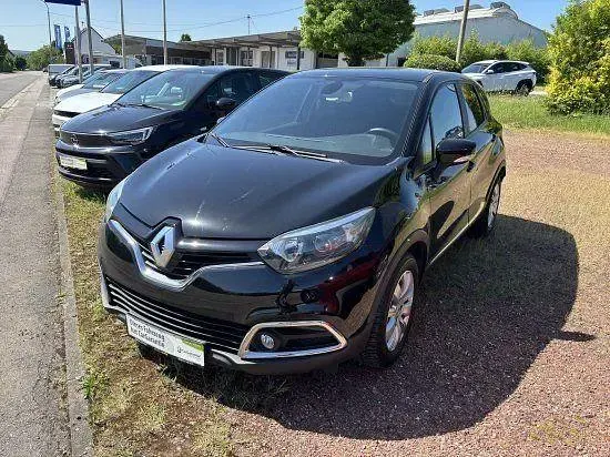 Używany Renault Captur Dynamique 90 KM (66 kW) 2015 SUV