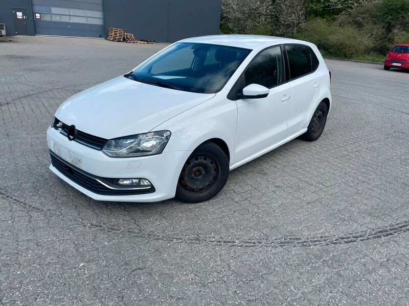 Weiß Gebraucht 2014 VW Polo Limousine | 2.800 € (Superpreis) - Bild 1/4