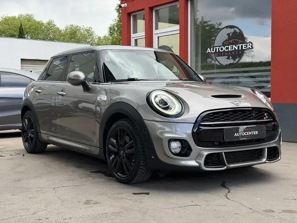 Gebraucht Mini Cooper S 192 PS (141 kW) 2018 Silber Kleinwagen