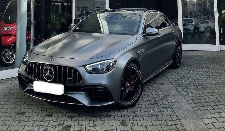 Grau Gebraucht 2021 Mercedes E63S AMG AMG Limousine | 72.000 € (Fairer Preis) - Bild 1/4
