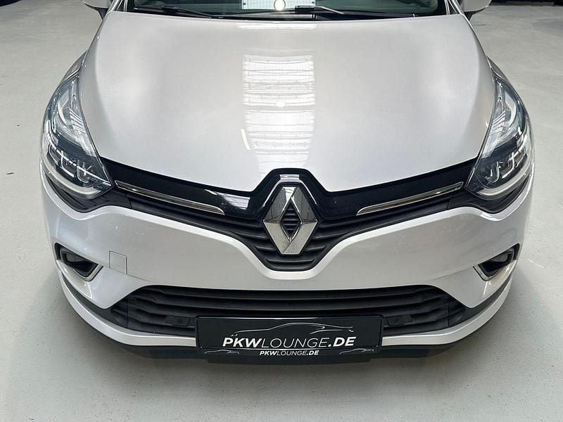 Gebraucht Renault Clio IV Intens 118 PS (86 kW) 2018 Grau Limousine