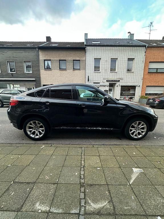 Gebraucht BMW X6 265 PS (194 kW) 2011 Schwarz SUV