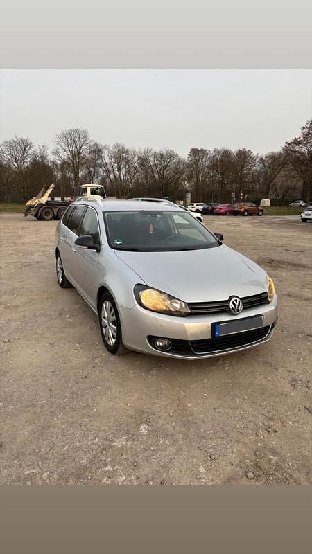Gebraucht VW Golf VII 105 PS (77 kW) 2012 Silber Kombi