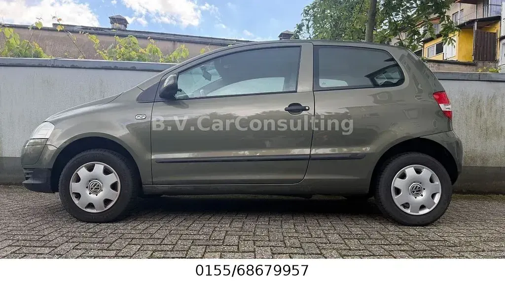 Gebraucht VW Fox Basis 54 PS (39 kW) 2006 Grün Kleinwagen