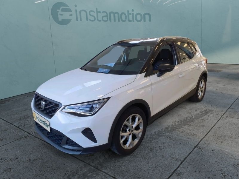 Weiß Gebraucht 2023 Seat Arona FR SUV | 23.450 € (Fairer Preis) - Bild 1/3