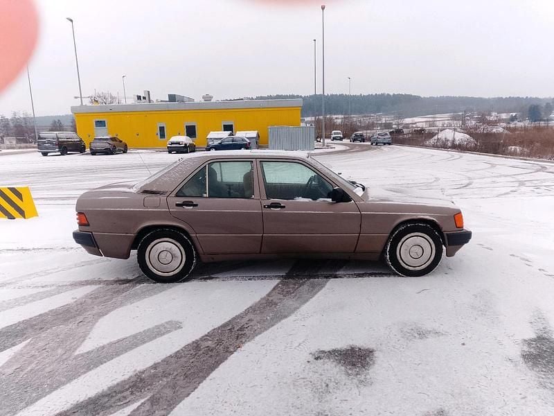 Gebraucht 1991 Mercedes 190 Limousine | 3.500 € - Bild 1/3