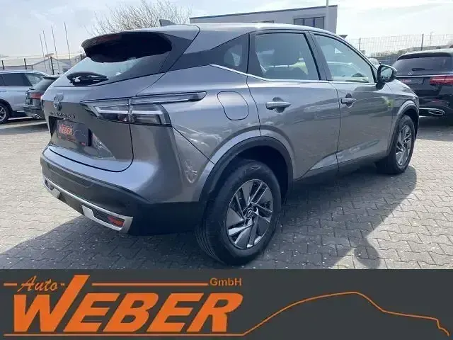 Gebraucht Nissan Qashqai 158 PS (116 kW) 2025 Grau SUV