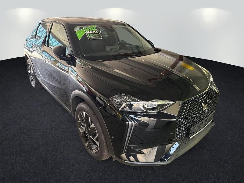 Gebraucht DS Automobiles DS3 Rivoli 131 PS (96 kW) 2023 Lackierung schwarz perla nera/ SUV