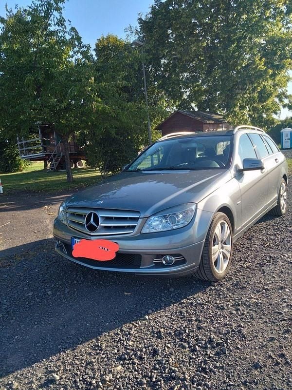 Grau Gebraucht 2009 Mercedes 200 Kombi | 5.500 € (Fairer Preis) - Bild 1/4