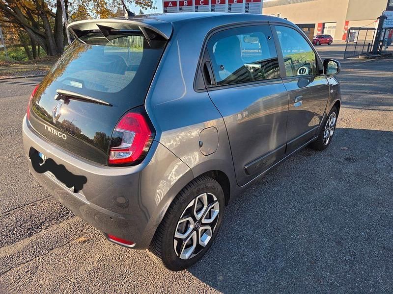 Gebraucht Renault Twingo Intens 73 PS (53 kW) 2019 Grau Kleinwagen