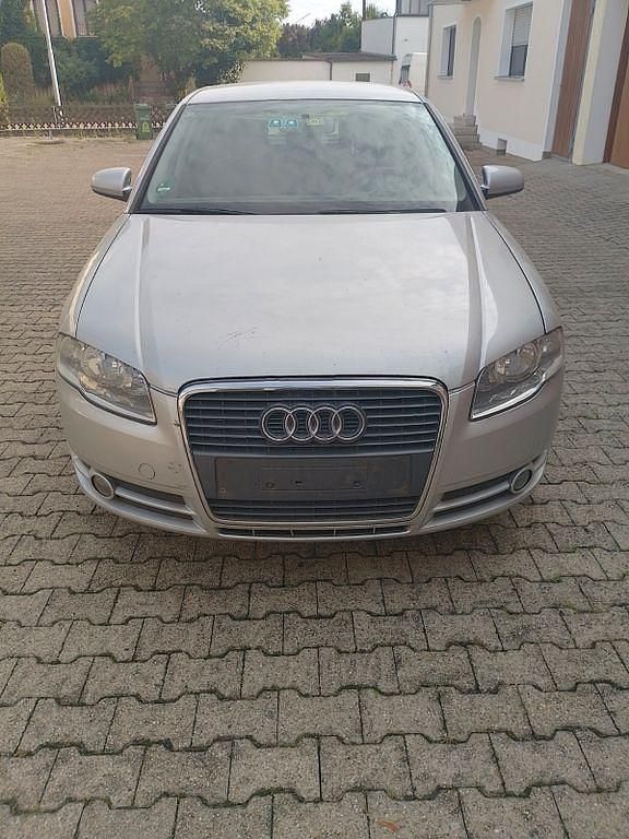 Gebraucht Audi A4 102 PS (75 kW) 2008 Grau Limousine