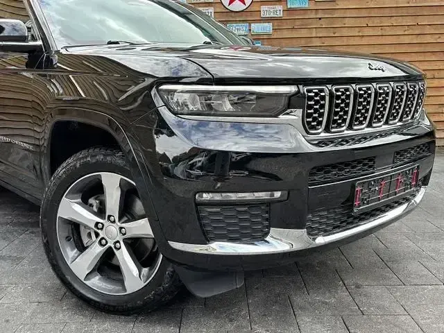 Gebraucht Jeep Grand Cherokee Limited 286 PS (210 kW) 2022 Schwarz SUV
