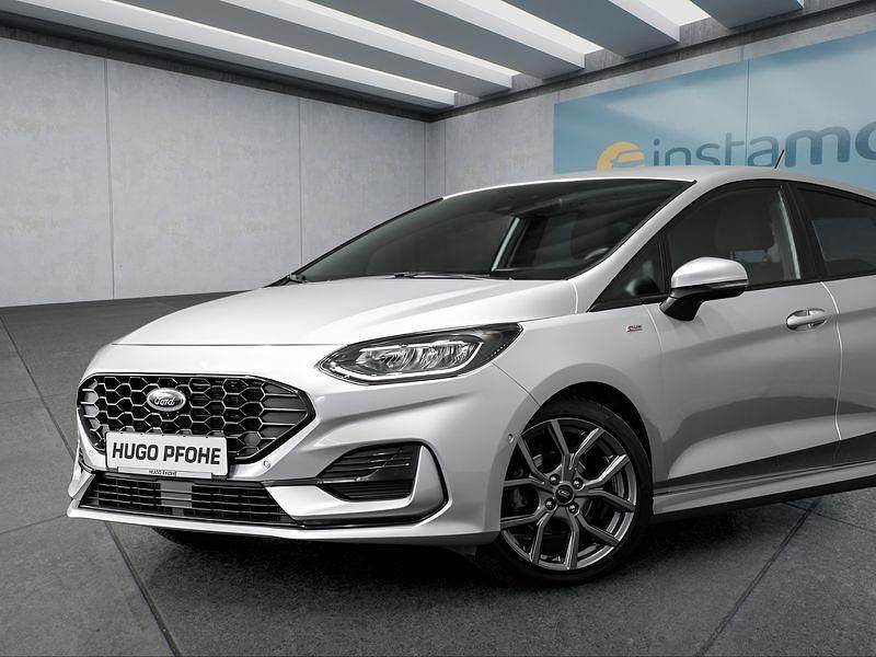 Silber Gebraucht 2022 Ford Fiesta ST-Line Kleinwagen | 17.049 € (Etwas zu teuer) - Bild 1/4