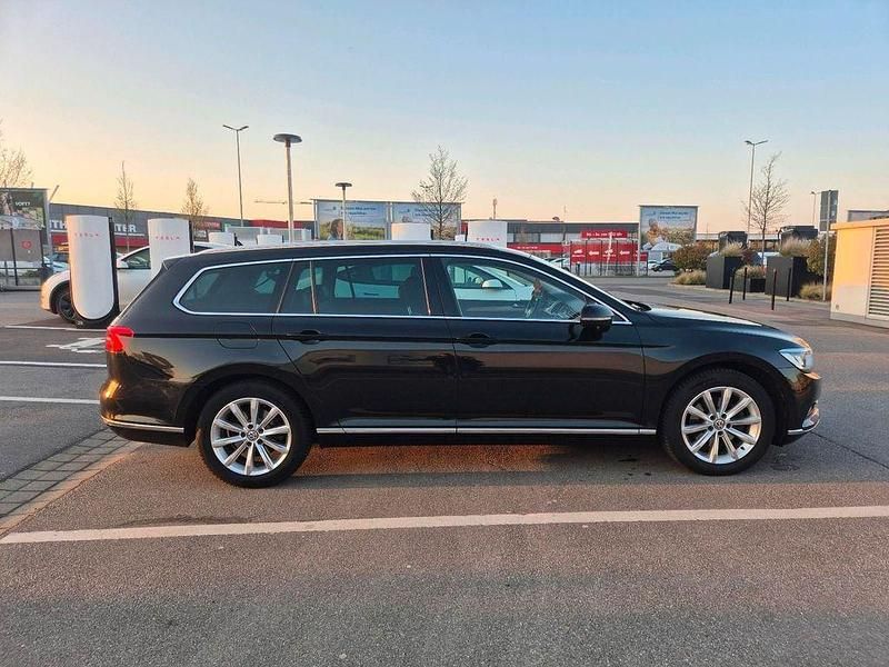 Używany VW Passat Trendline 150 KM (110 kW) 2016 Czarny Kombi