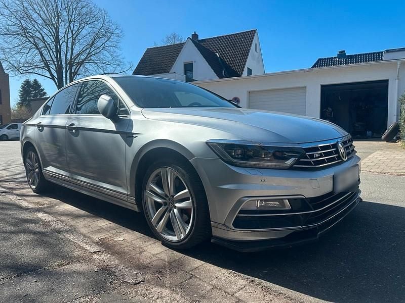 Gebraucht VW Passat R-line 120 PS (88 kW) 2019 Silber Limousine