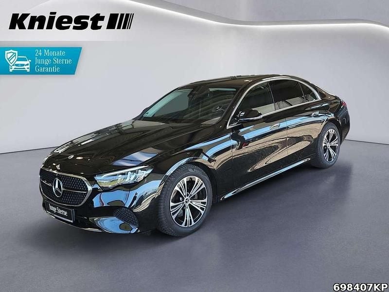 Gebraucht Mercedes E220 Avantgarde 197 PS (144 kW) 2023 Metalliclack obsidianschwarz m Limousine