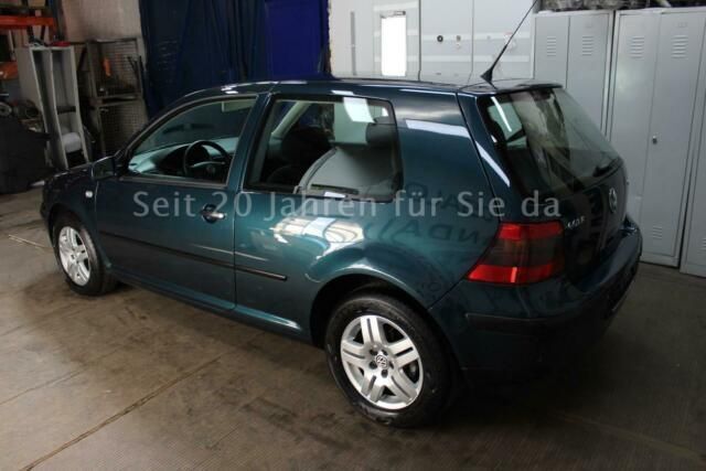 Gebraucht VW Golf IV 102 PS (75 kW) 2002 Grün metallic