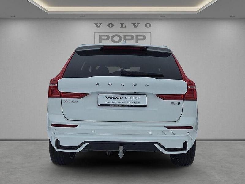 Gebraucht Volvo XC60 Plus 250 PS (183 kW) 2025 Crystal white / metallic SUV