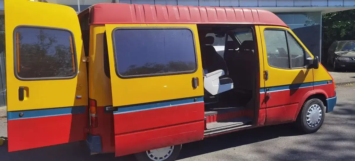 Usata Ford Transit 77 CV (56 kW) 1990 Rosso Monovolume