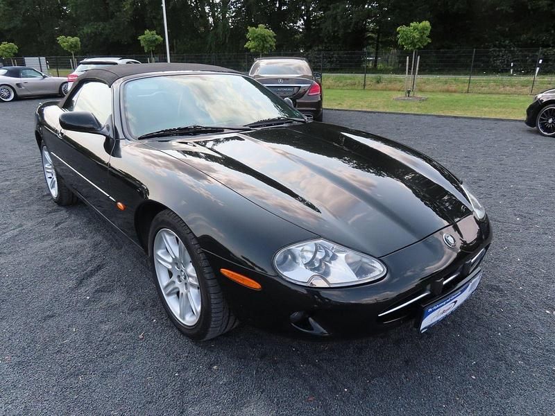 Gebraucht Jaguar XK8 284 PS (208 kW) 1997 Schwarz Cabrio