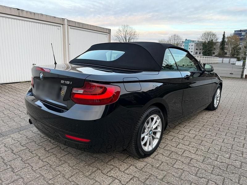 Gebraucht BMW 218 136 PS (100 kW) 2016 Schwarz Cabrio