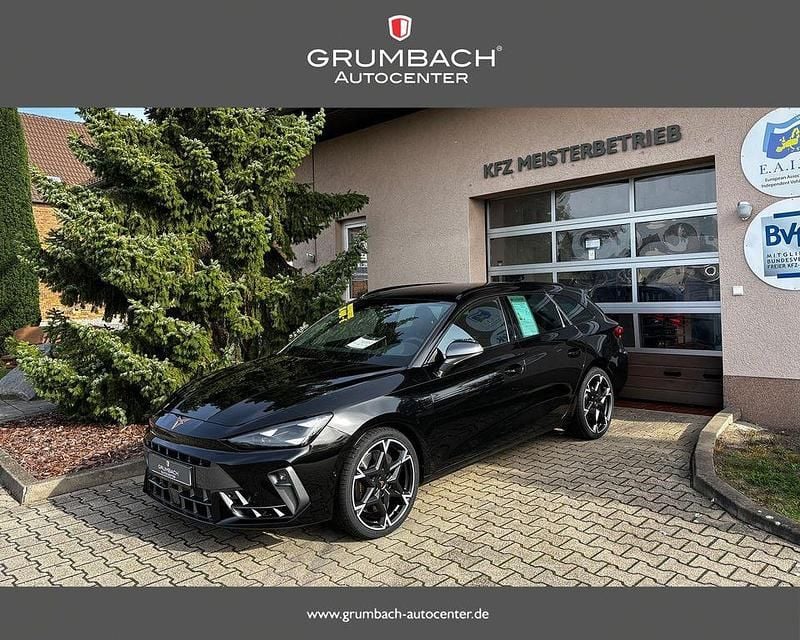 Neu Cupra Leon VZ 333 PS (244 kW) 2025 Schwarz Limousine