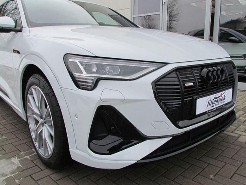 Gebraucht Audi e-tron S-Line 300 kW (408 PS) 2023 Weiß SUV