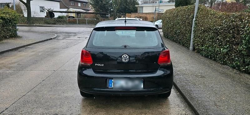 Gebraucht VW Polo 75 PS (55 kW) 2010 Schwarz Kleinwagen