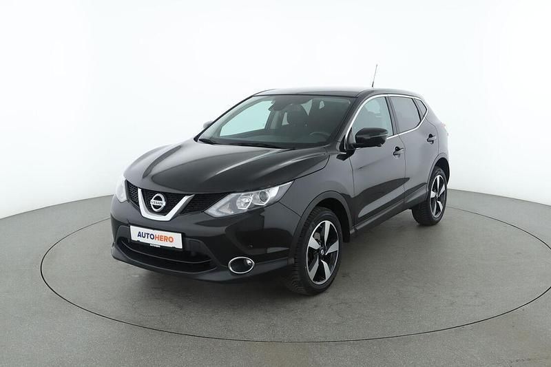 Schwarz Gebraucht 2015 Nissan Qashqai 360º SUV | 14.190 € (Guter Preis) - Bild 1/4