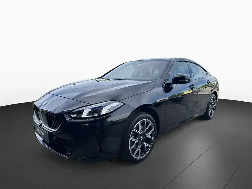 Gebraucht BMW 220 Comfort Edition 170 PS (125 kW) 2025 Black sapphire (schwarz) Limousine