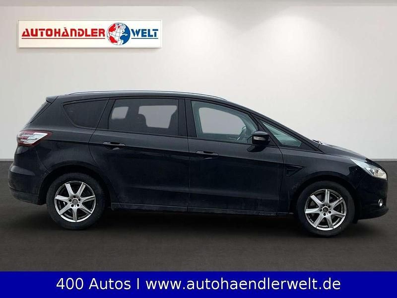 Gebraucht Ford S-MAX Business Edition 150 PS (110 kW) 2018 Schwarz Van / Kleinbus