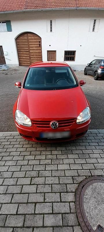 Gebraucht VW Golf V 80 PS (58 kW) 2008 Rot Kleinwagen