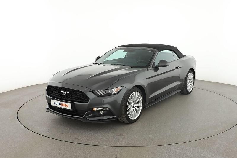 Grau Gebraucht 2016 Ford Mustang Convertible Cabrio | 29.930 € (Fairer Preis) - Bild 1/4