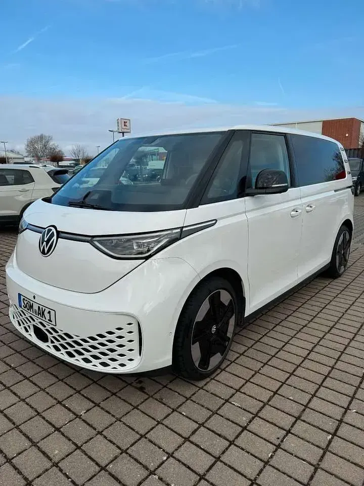 Gebraucht VW ID. Buzz Pro 150 kW (204 PS) 2023 Candyweiß Van / Kleinbus