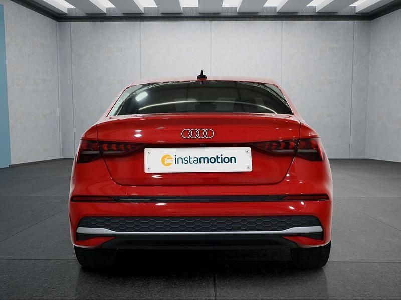Gebraucht Audi A3 150 PS (110 kW) 2025 Rot Limousine