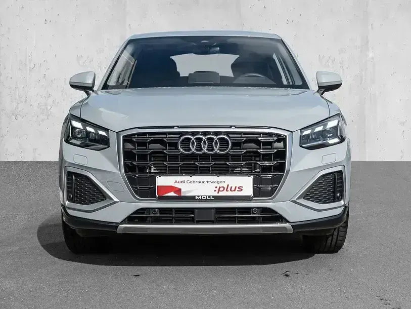 Używany Audi Q2 Advanced Plus 150 KM (110 kW) 2025 Szary SUV