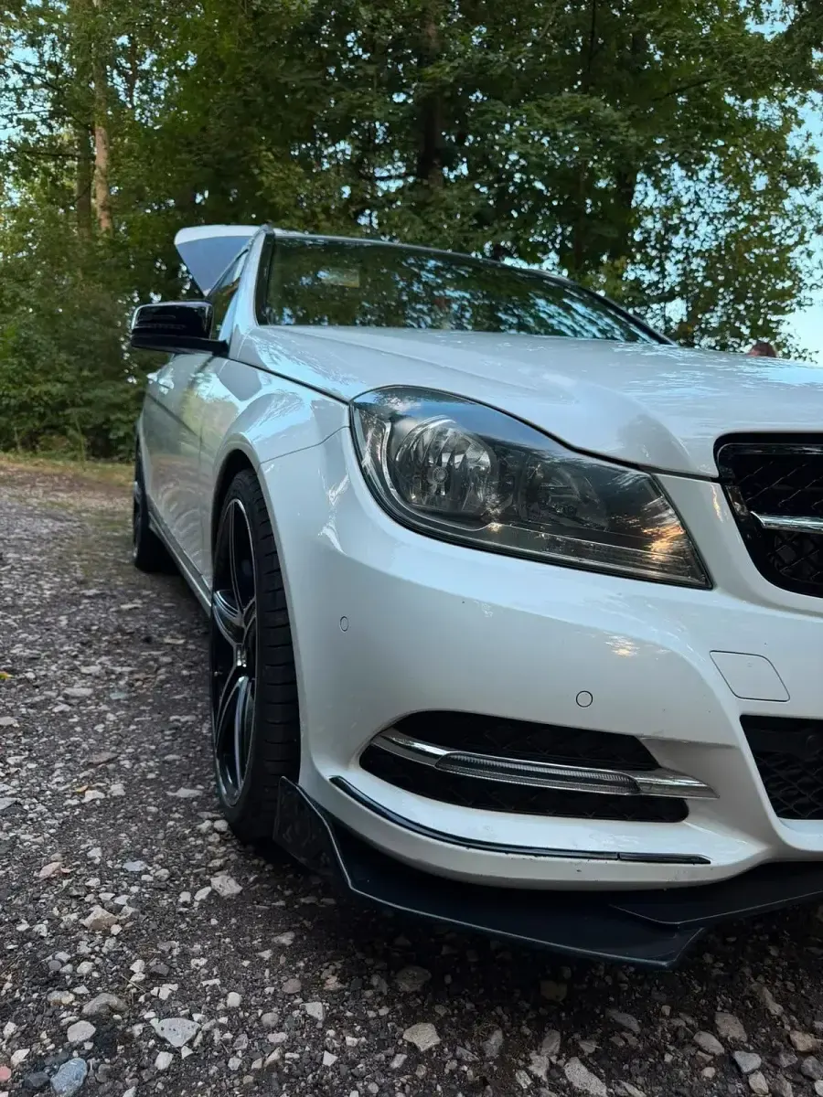 Gebraucht Mercedes C250 204 PS (150 kW) 2014 Weiß Kombi