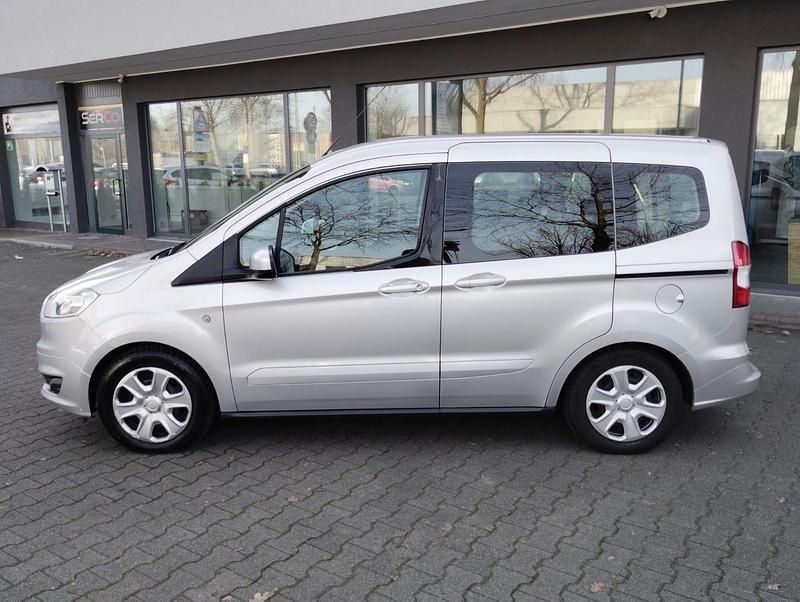 Gebraucht Ford Tourneo Trend 101 PS (74 kW) 2017 Kombi