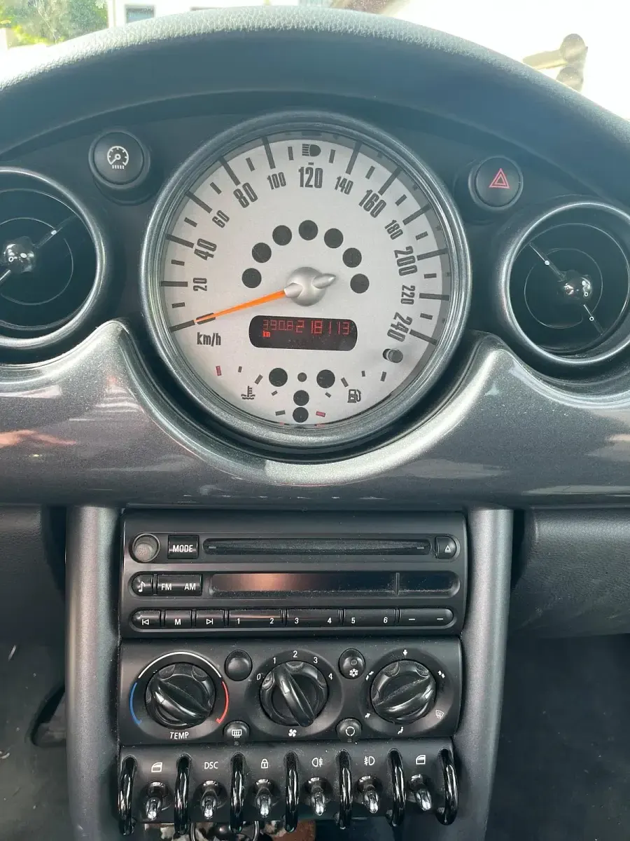Gebraucht Mini ONE 90 PS (66 kW) 2003 Silber Kleinwagen