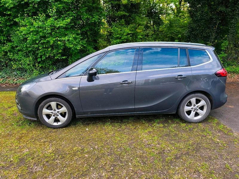 Gebraucht 2014 Opel Zafira Van / Kleinbus | 4.490 € - Bild 1/4