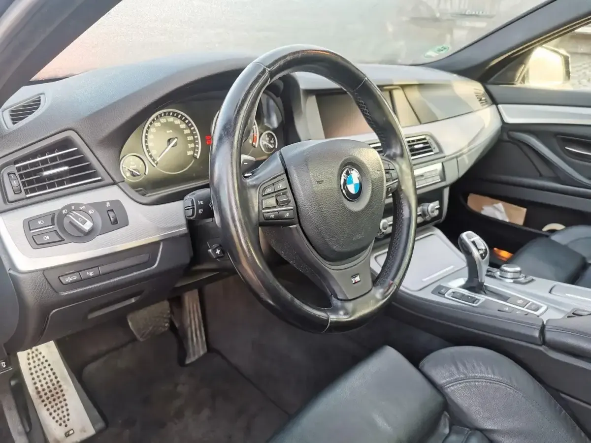 Gebraucht BMW 535 313 PS (230 kW) 2011 Schwarz Kombi